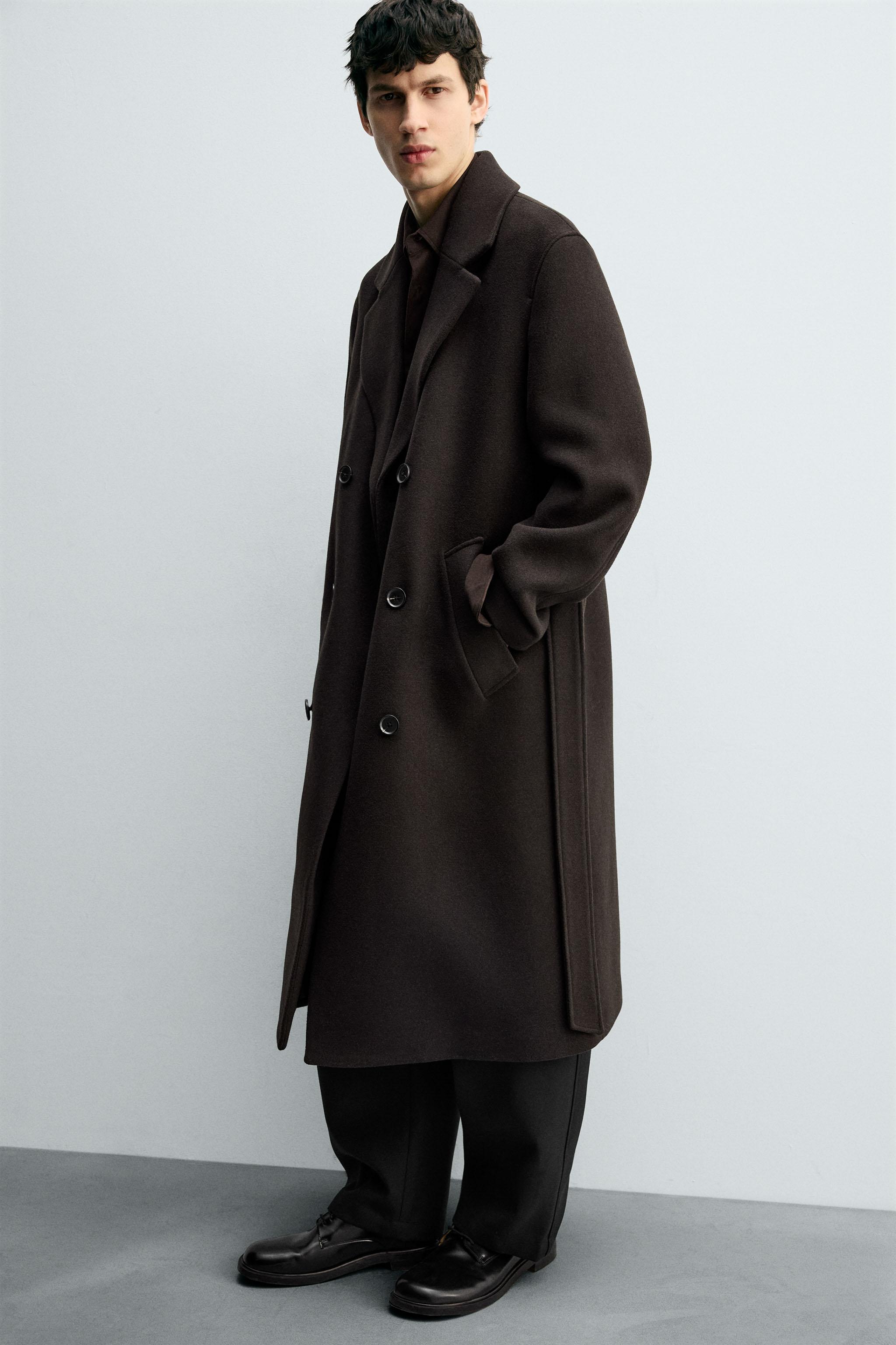 DOUBLE-BREASTED WOOL BLEND COAT WITH BELT